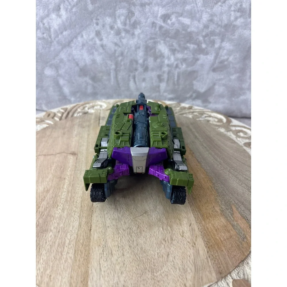Transformers Legacy Evolution‎ Comic Universe Tarn Voyager Class Decepticon Tank